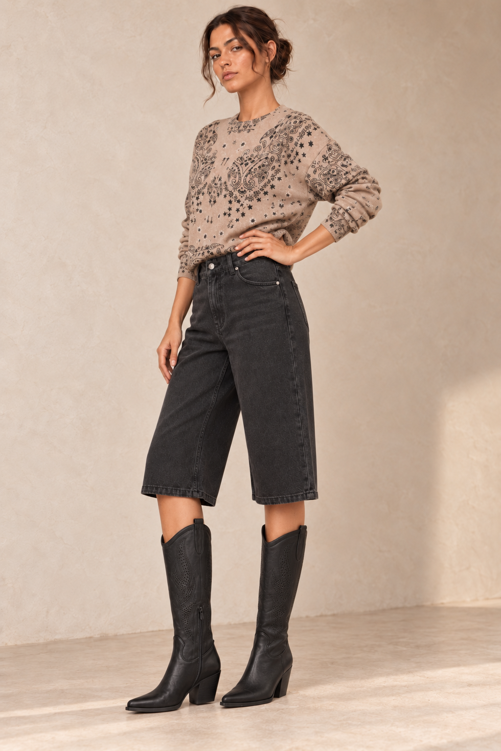Bermuda en denim gris — vue de trois quarts