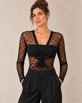 Body plumetis noir avec bandeau sans bretelles, mannequin au chignon relevé