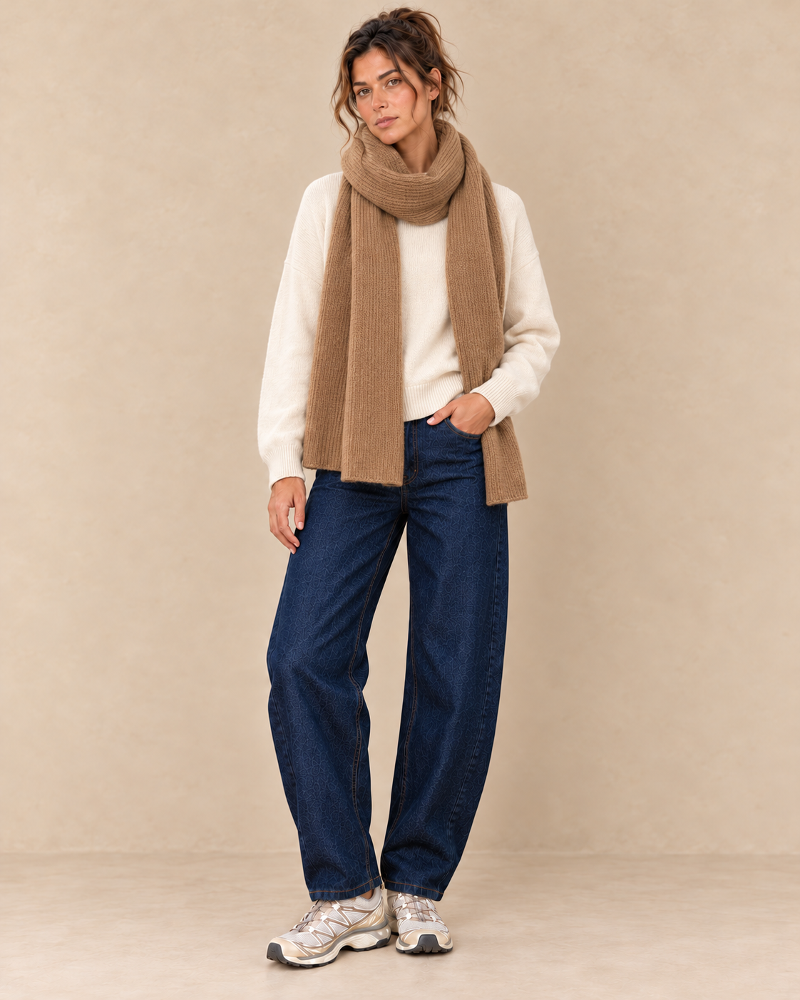 Écharpe côtelée camel — look complet