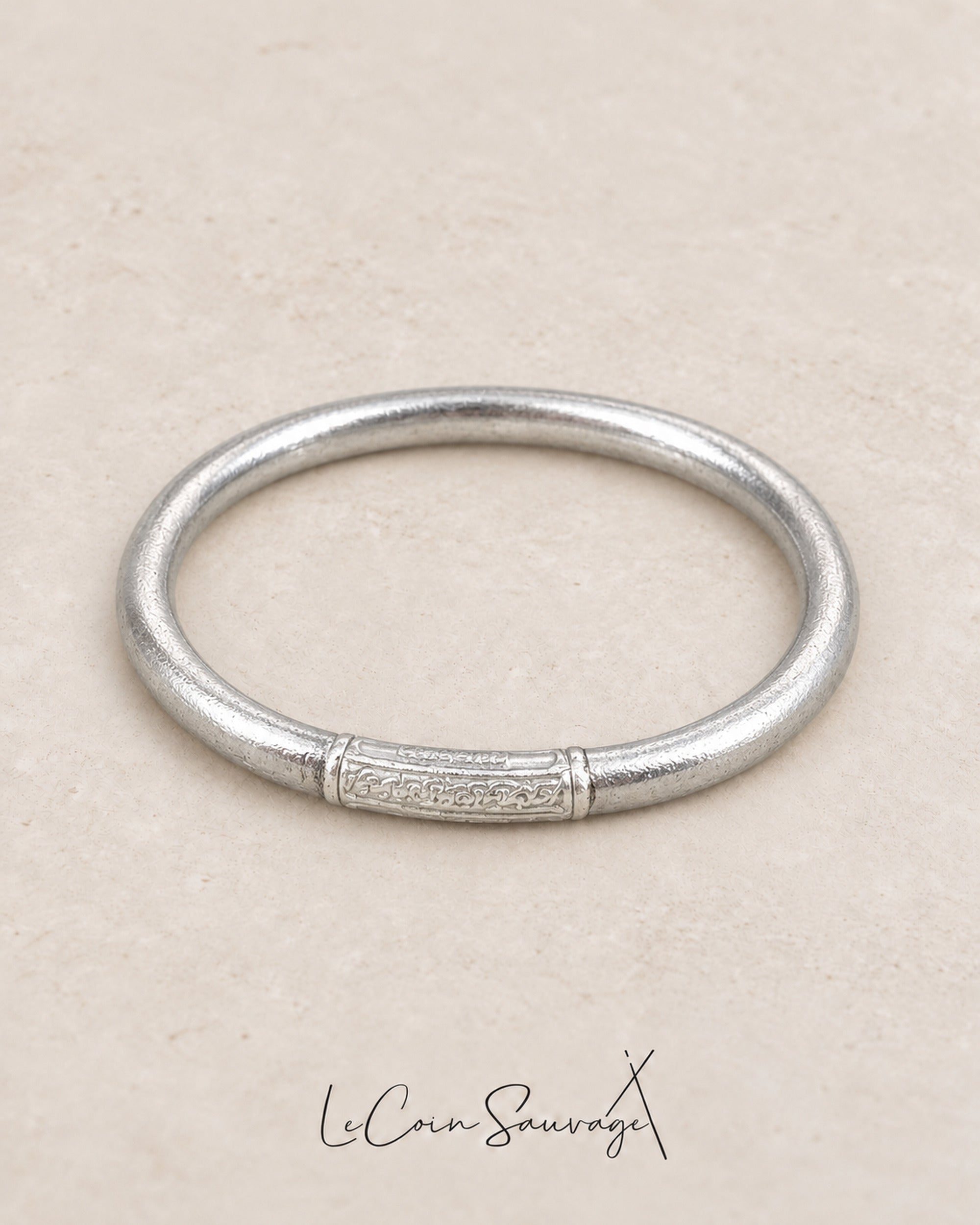Jonc bouddhiste Mantra épais silver - Le Coin Sauvage