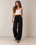 Pantalon gaufré noir porté – vue de face