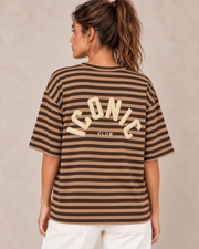T-shirt loose ICONIC CLUB — camel et chocolat