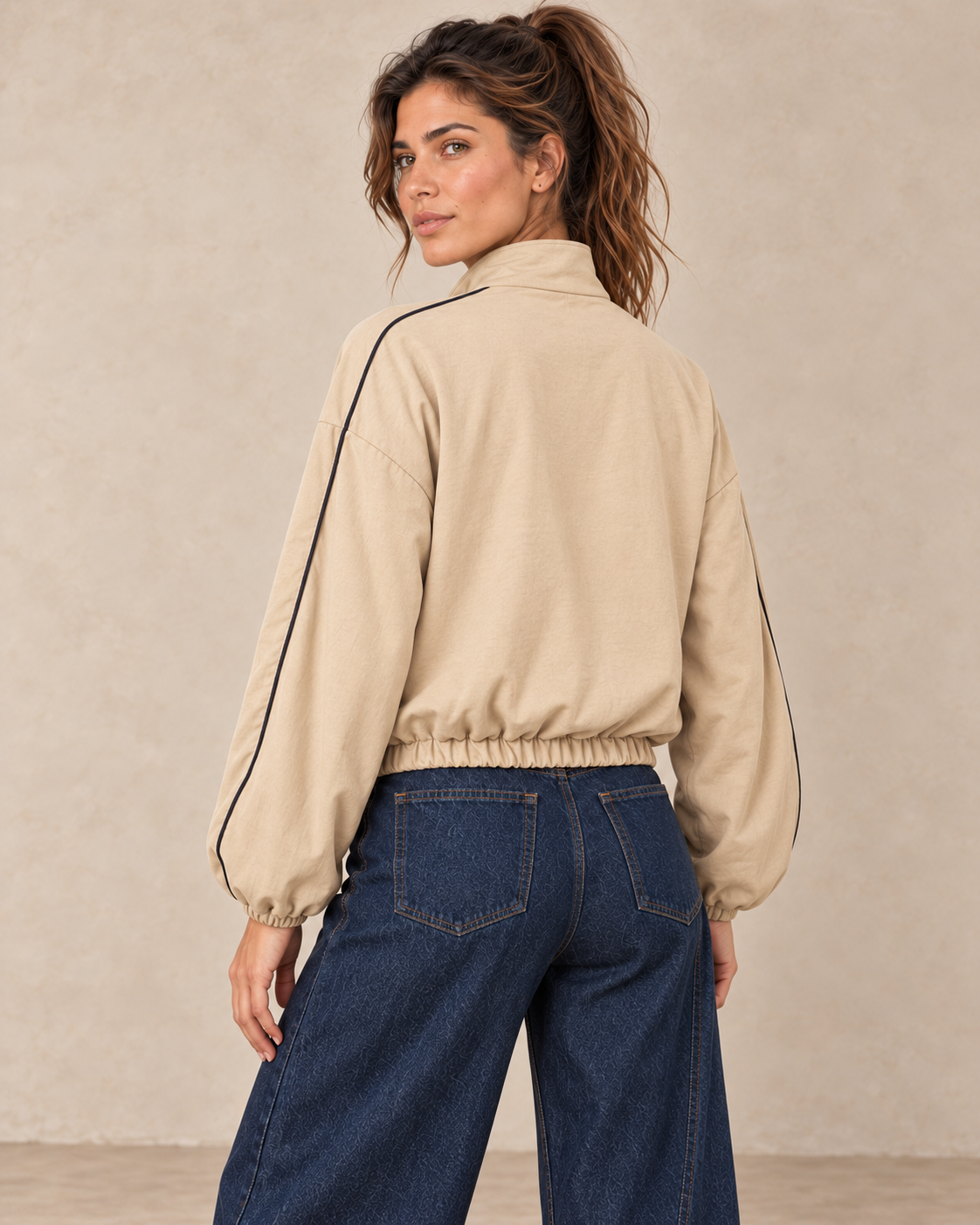 Veste beige — vue de dos et bas élastiqué